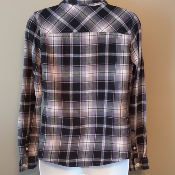 Long sleeve purple & black plaid flannel - Picture 3 of 7